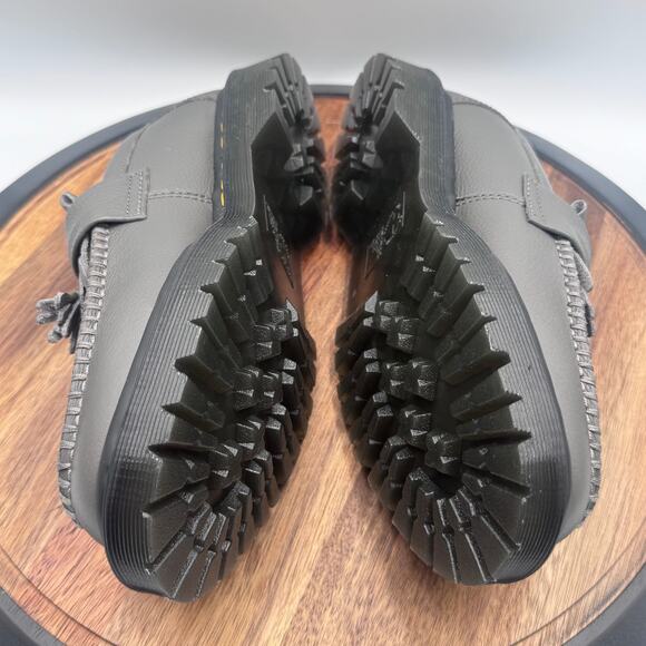 DR. DOC MARTENS Adrian Grey Leather Tassel Loafers Women's Size 9 NEW! - Picture 6 of 9
